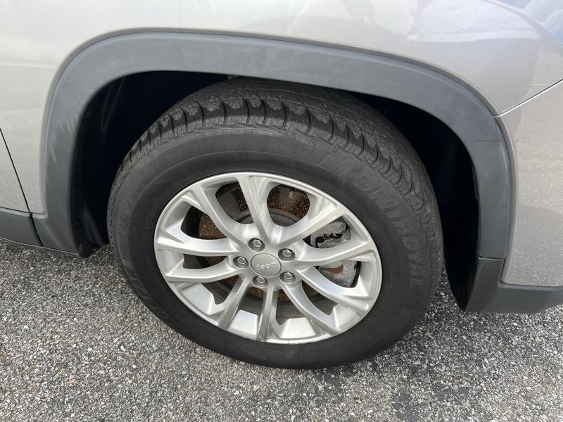 Jeep Cherokee Latitude FWD 2019