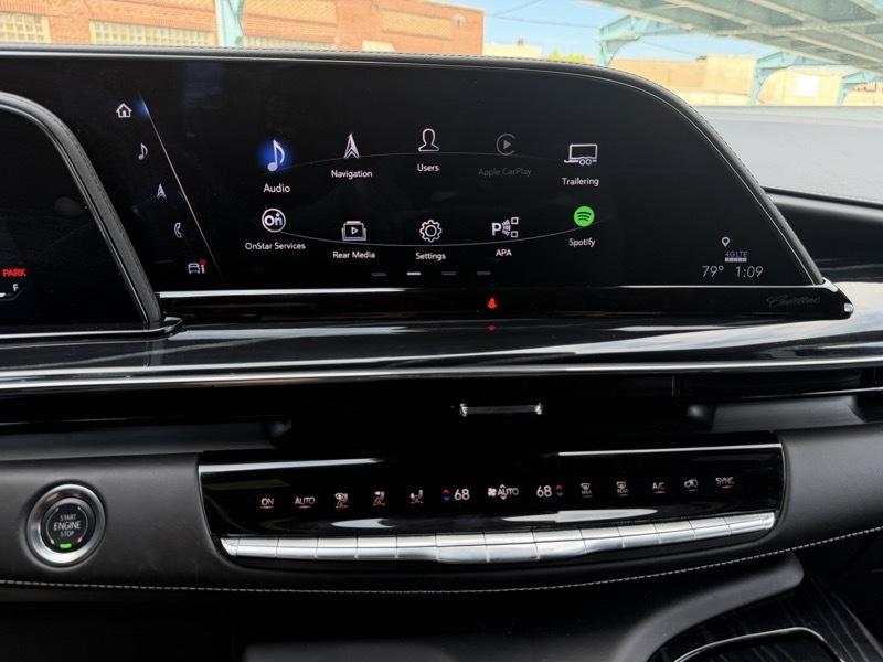Cadillac Escalade ESV V 4WD 2024