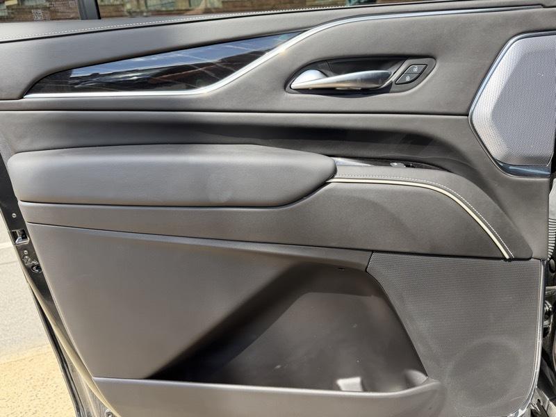 Cadillac Escalade ESV V 4WD 2024