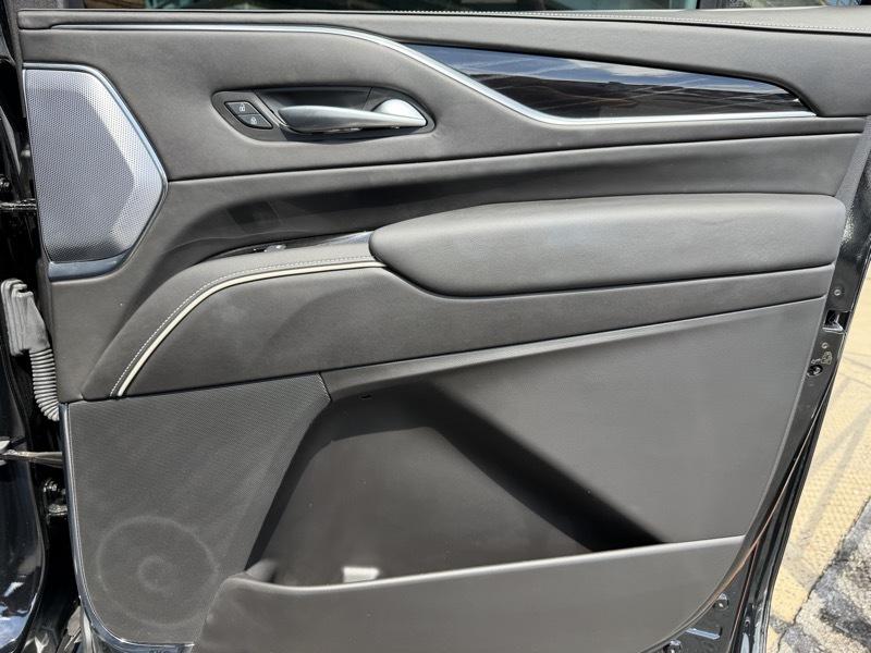 Cadillac Escalade ESV V 4WD 2024