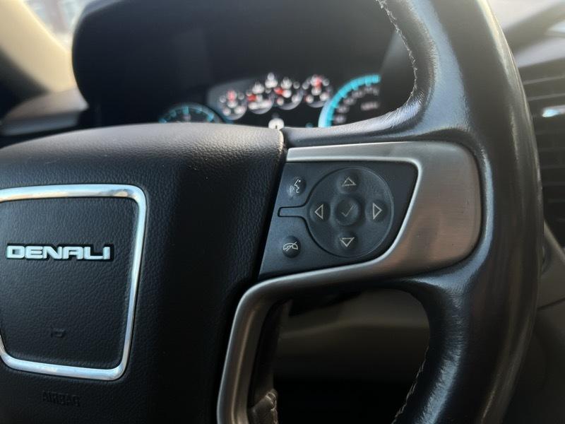 GMC Yukon XL Denali 2WD 2020