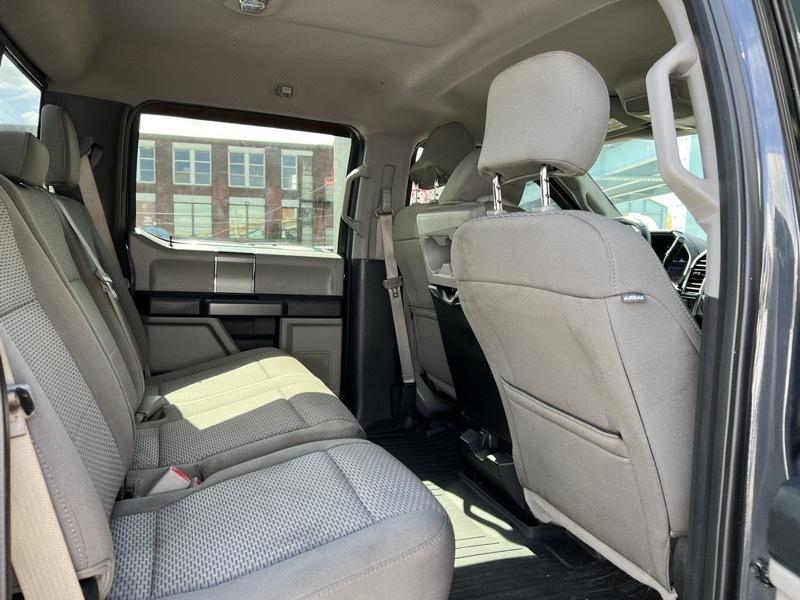 Ford F-150 XLT 4WD 2017
