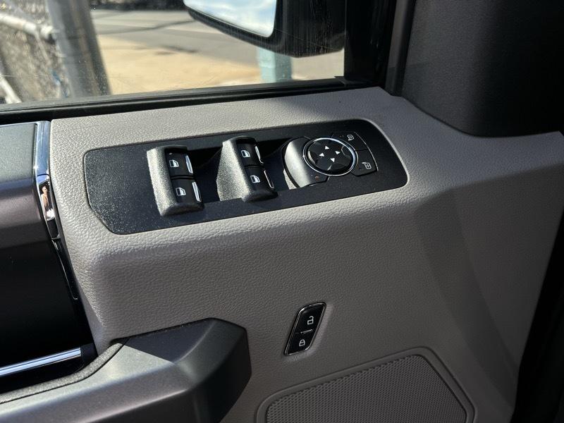 Ford F-150 XLT 4WD 2017