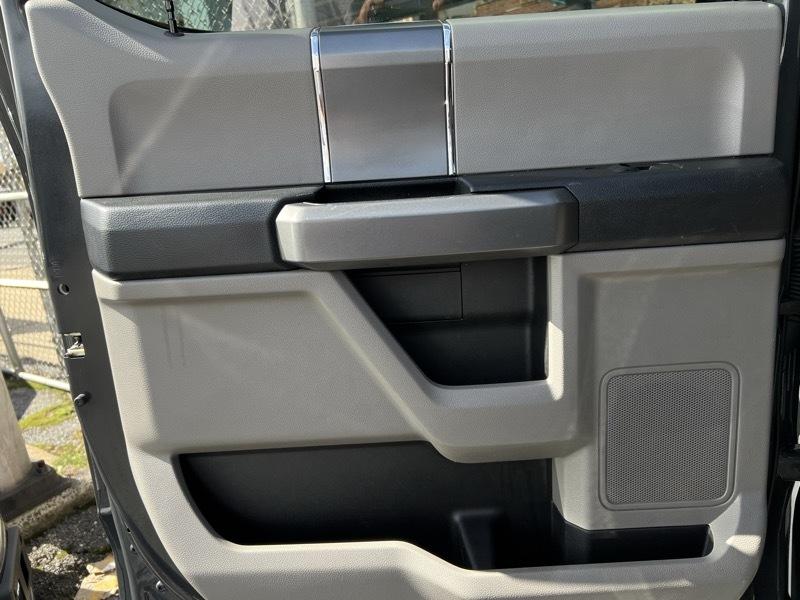Ford F-150 XLT 4WD 2017
