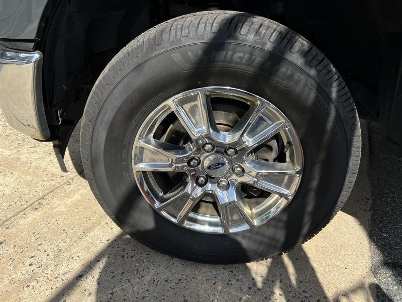 Ford F-150 XLT 4WD 2017