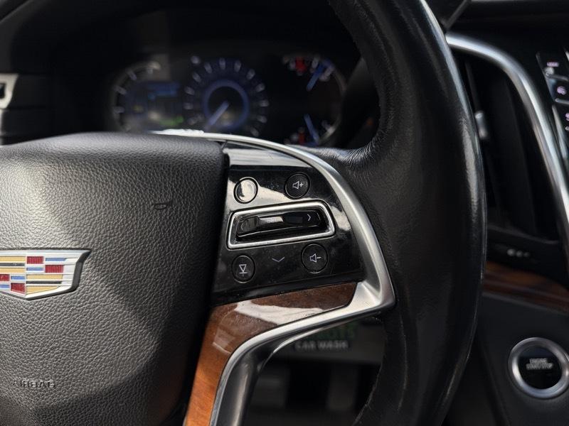 Cadillac Escalade Premium 4WD 2017