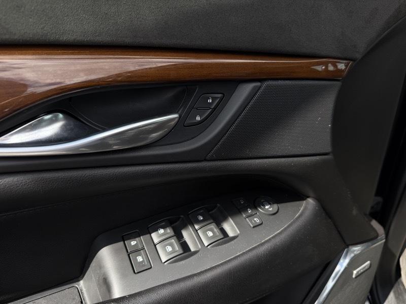 Cadillac Escalade Premium 4WD 2017