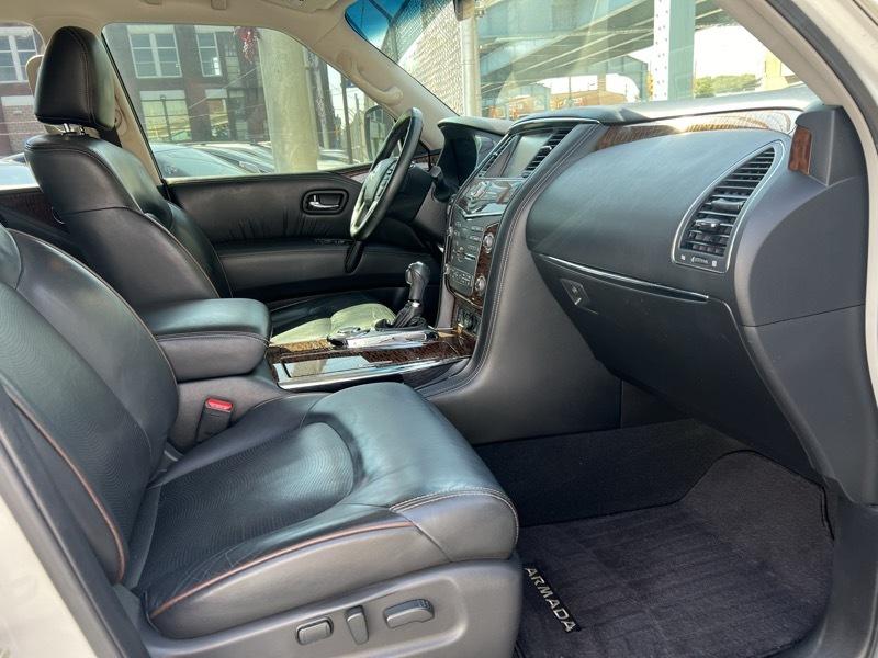 Nissan Armada Platinum 2WD 2017