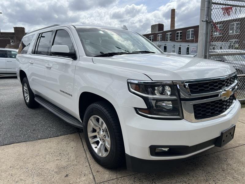 Chevrolet Suburban LT 4WD 2017
