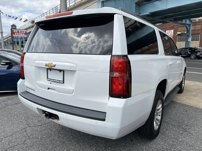 Chevrolet Suburban LT 4WD 2017
