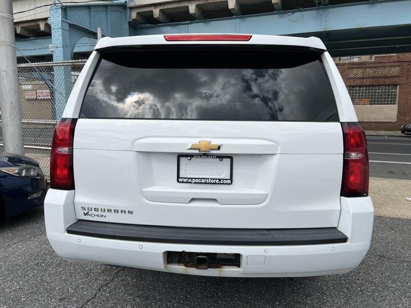 Chevrolet Suburban LT 4WD 2017
