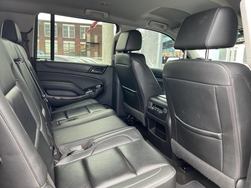 Chevrolet Suburban LT 4WD 2017