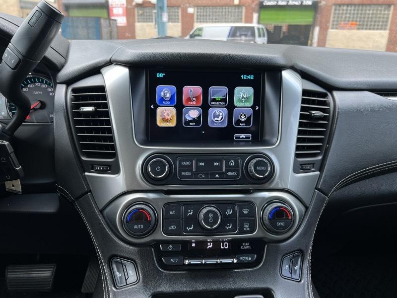 Chevrolet Suburban LT 4WD 2017