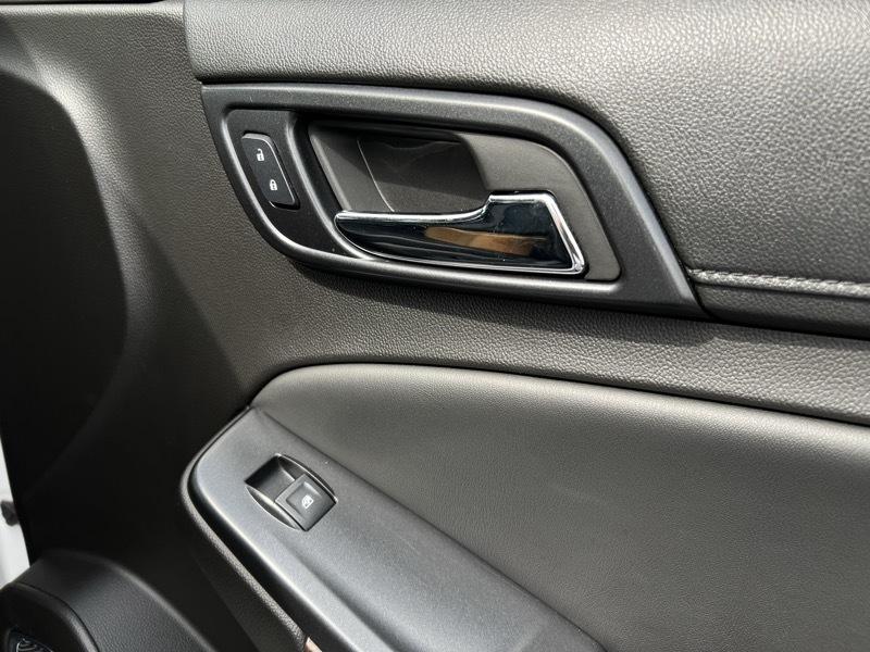 Chevrolet Suburban LT 4WD 2017