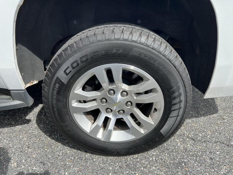 Chevrolet Suburban LT 4WD 2017