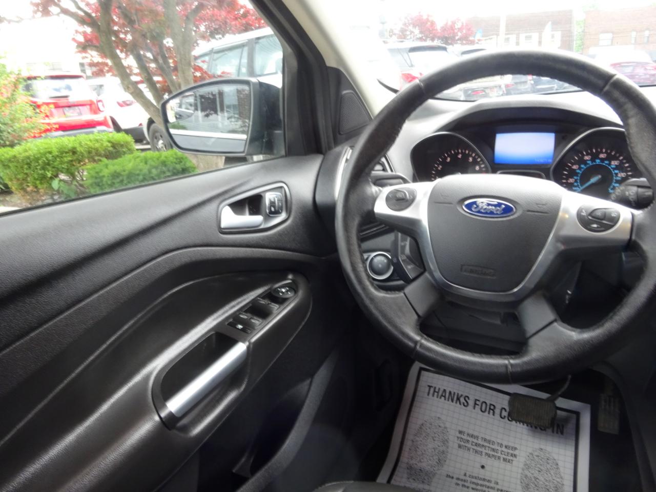 Ford Escape 4WD 4dr Titanium 2013