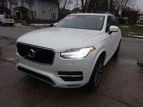 2017 Volvo XC90 T6 AWD 7-Passenger Momentum