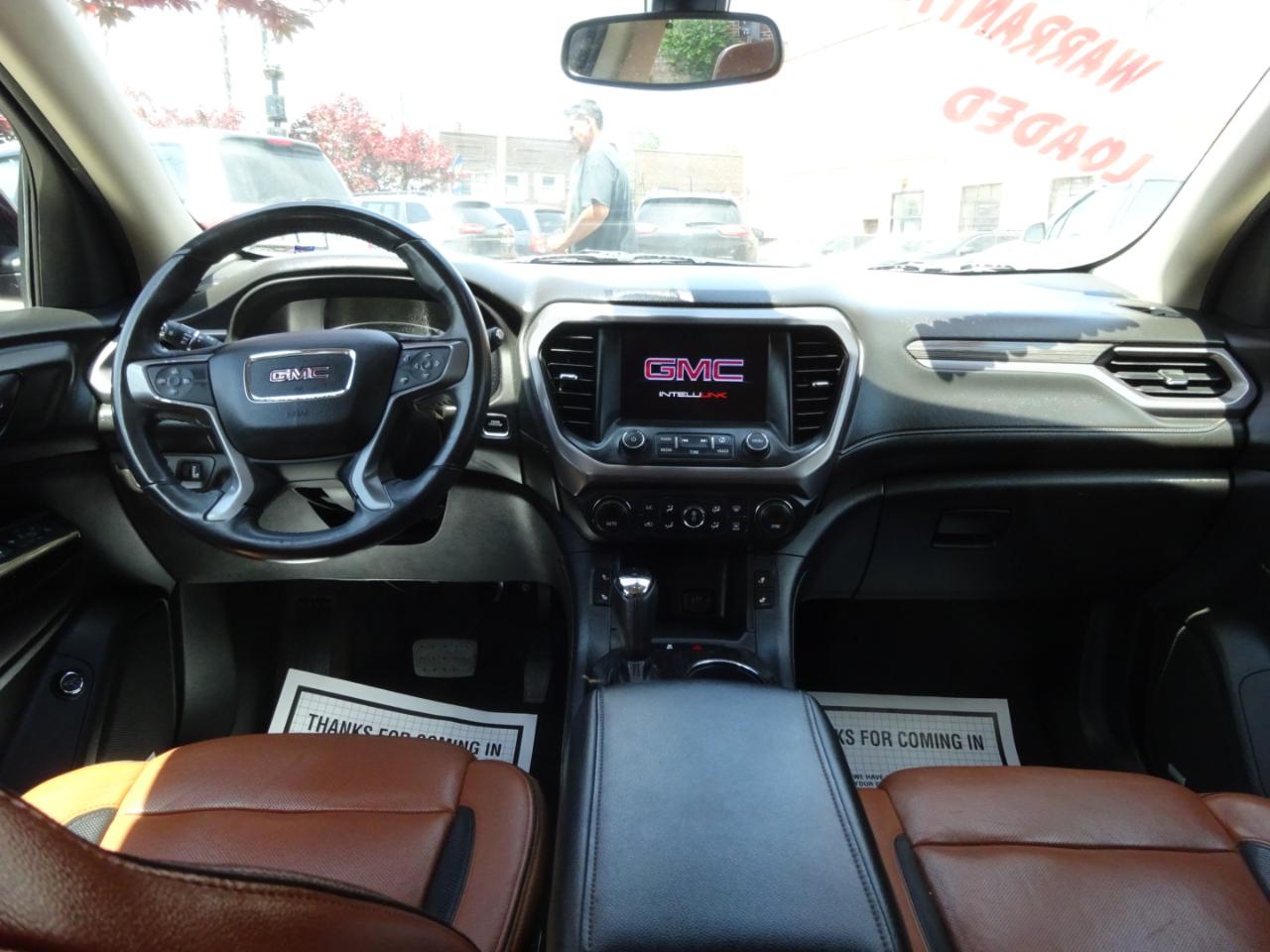 GMC Acadia AWD 4dr SLT w/SLT-1 2017