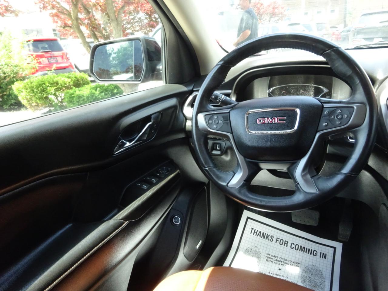 GMC Acadia AWD 4dr SLT w/SLT-1 2017