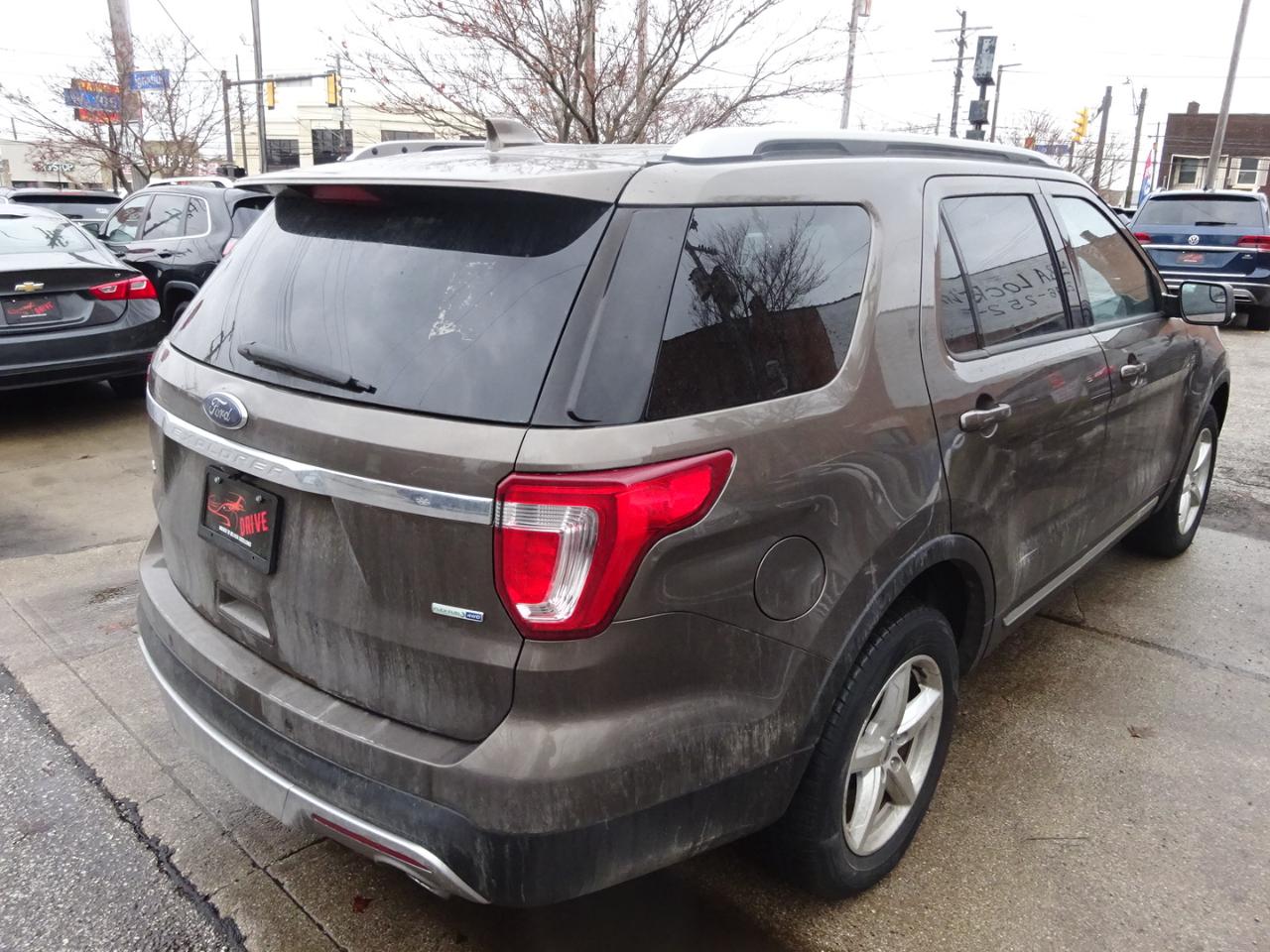 Ford Explorer 4WD 4dr XLT 2016