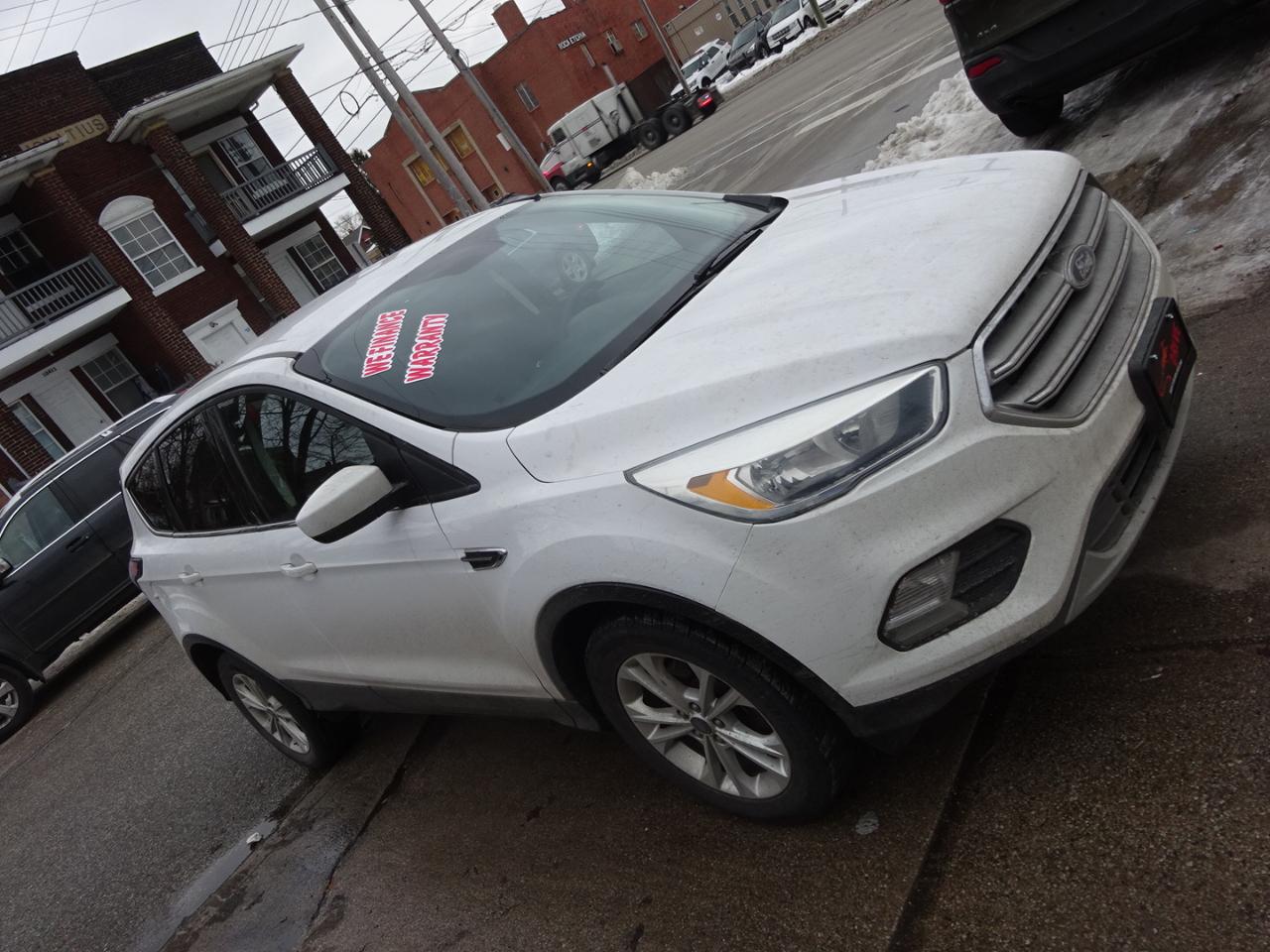 Ford Escape SE FWD 2017