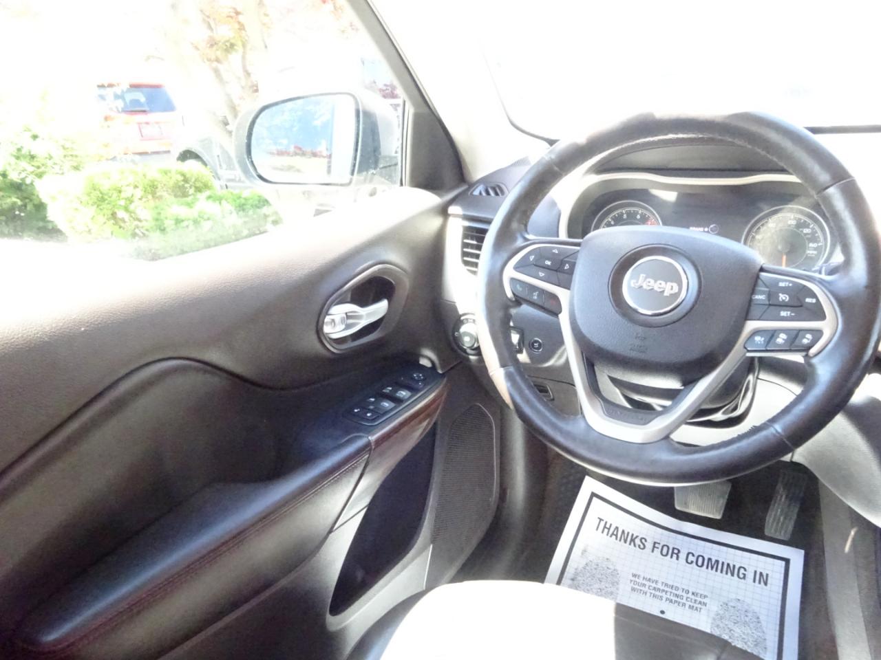 Jeep Cherokee 4WD 4dr Trailhawk 2016