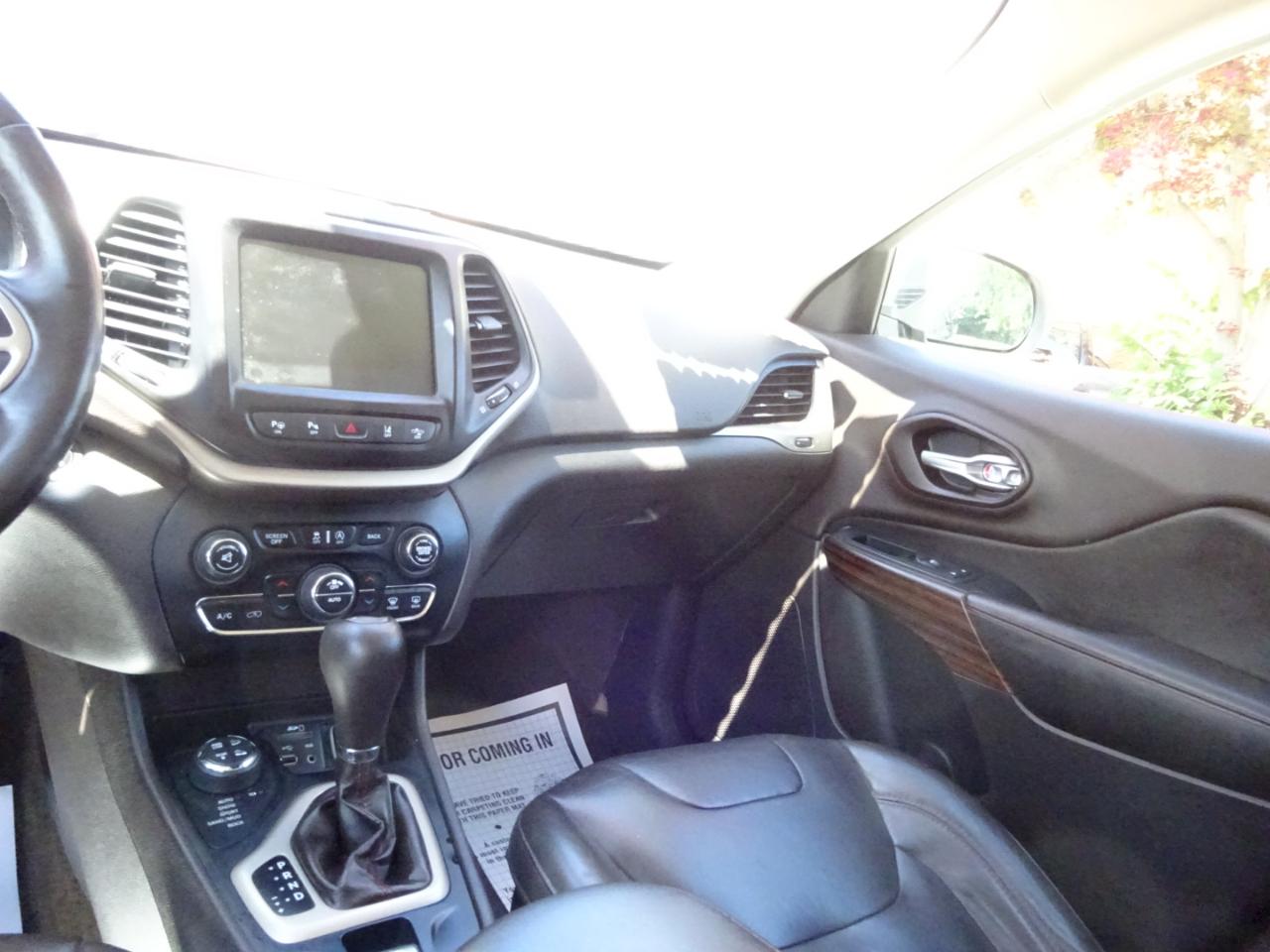 Jeep Cherokee 4WD 4dr Trailhawk 2016