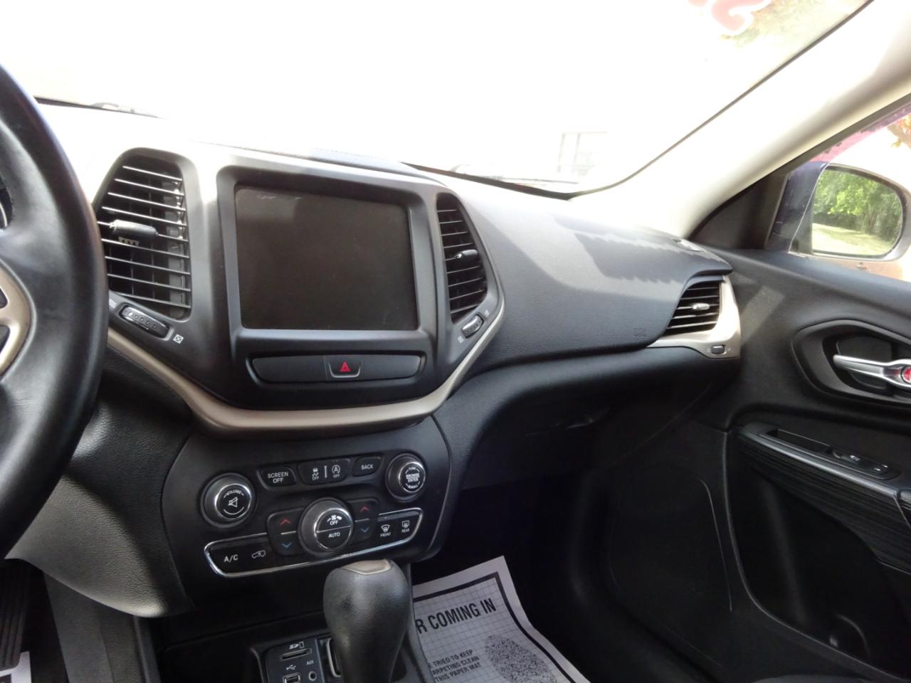 Jeep Cherokee Latitude Tech Connect 4x4 2018