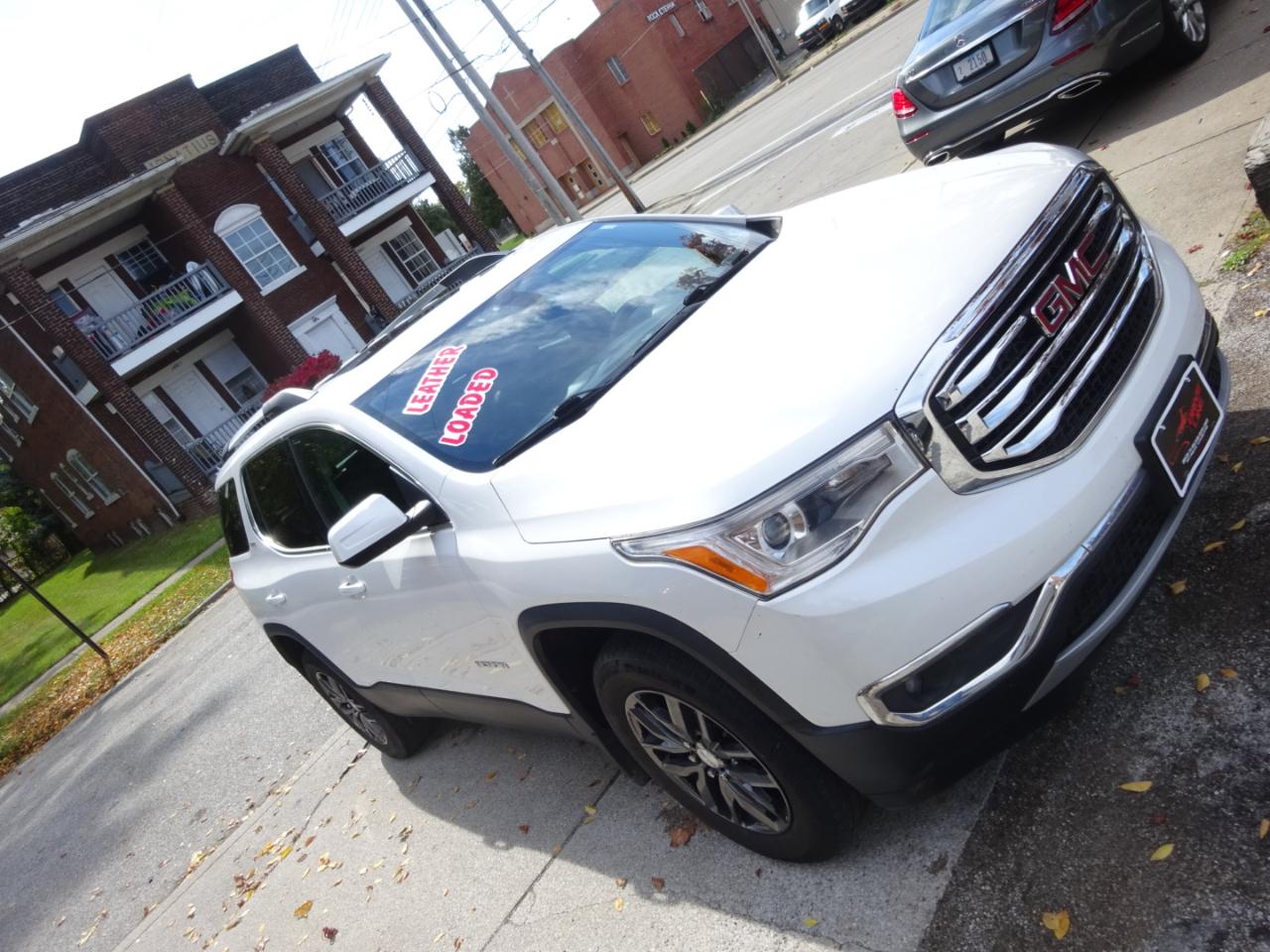 GMC Acadia AWD 4dr SLT w/SLT-1 2018