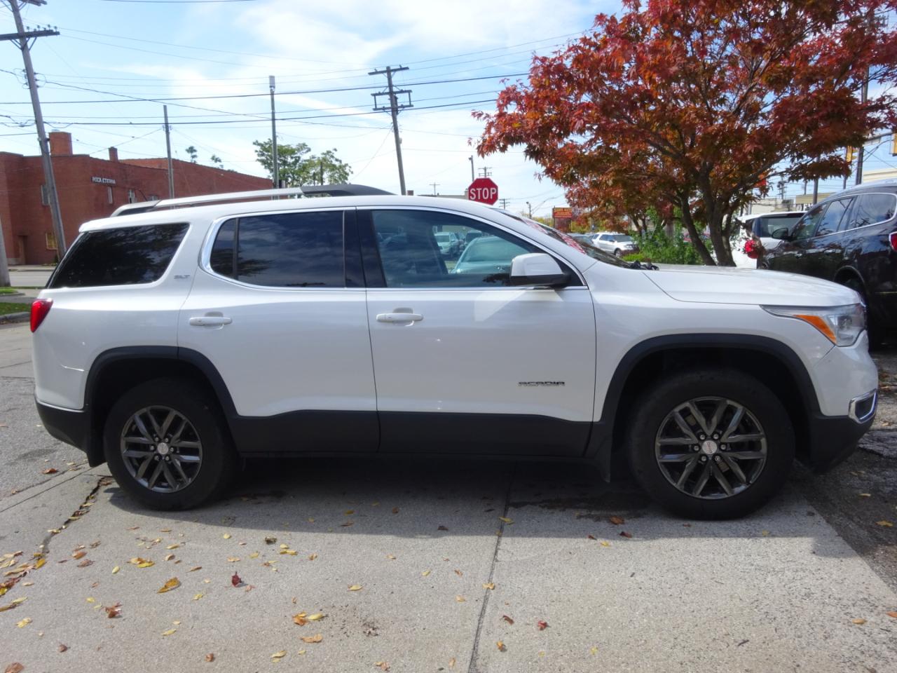 GMC Acadia AWD 4dr SLT w/SLT-1 2018
