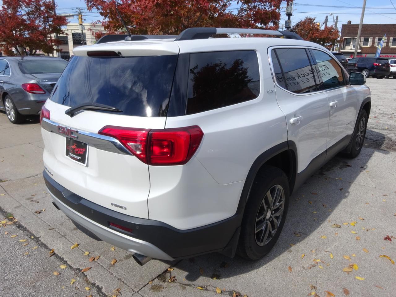 GMC Acadia AWD 4dr SLT w/SLT-1 2018