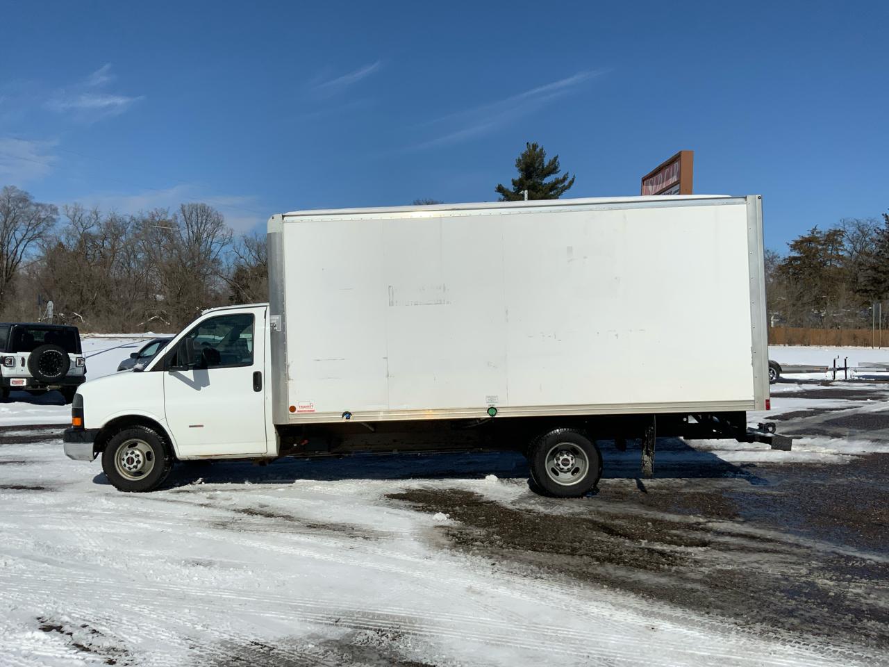 GMC Savana G3500 2016