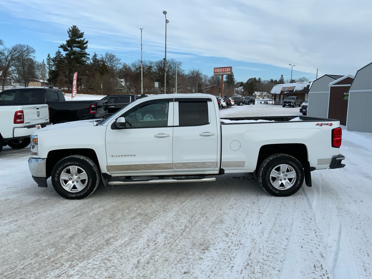 Chevrolet Silverado 1500 4WD Double Cab 143.5" LT w/2LT 2019