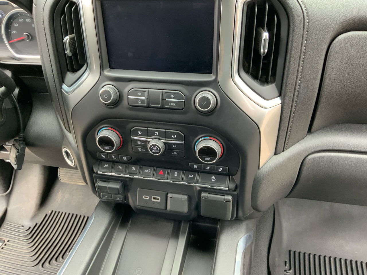 Chevrolet Silverado 1500 LTZ Crew Cab 4WD 2021