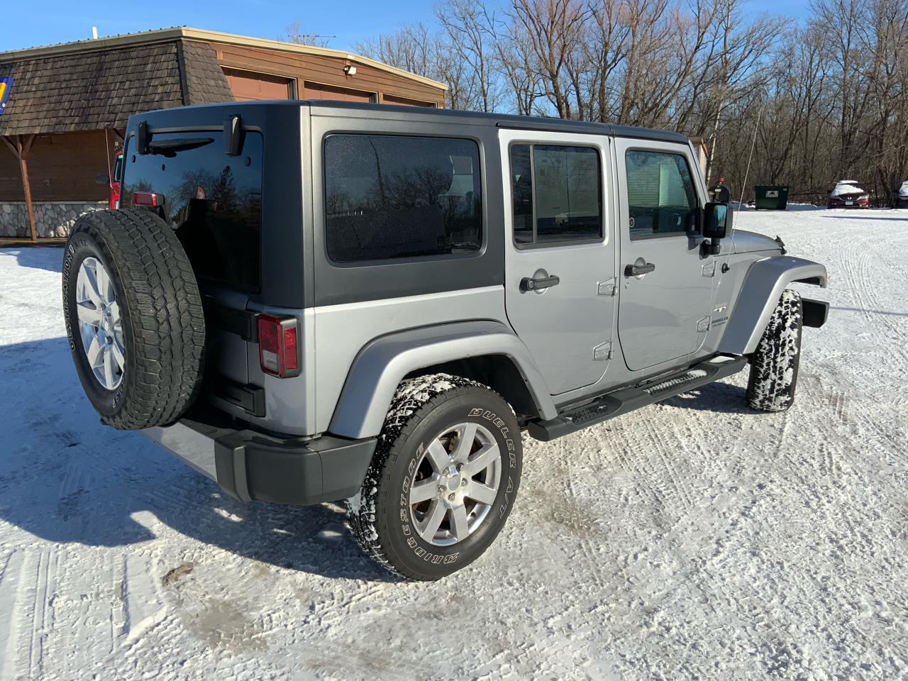 Jeep Wrangler Unlimited Sahara 4WD 2017