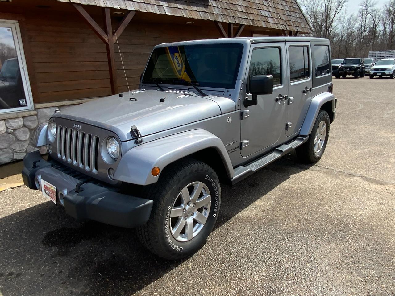 Jeep Wrangler Unlimited Sahara 4WD 2017