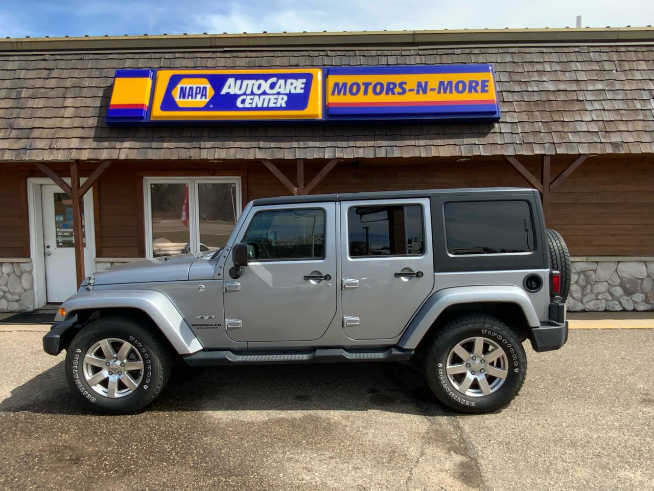 Jeep Wrangler Unlimited Sahara 4WD 2017