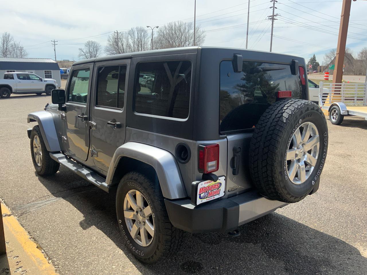 Jeep Wrangler Unlimited Sahara 4WD 2017