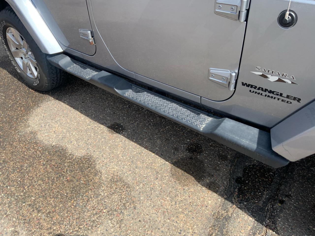 Jeep Wrangler Unlimited Sahara 4WD 2017