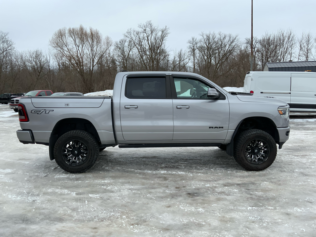 RAM 1500 Sport Crew Cab SB 4WD 2022