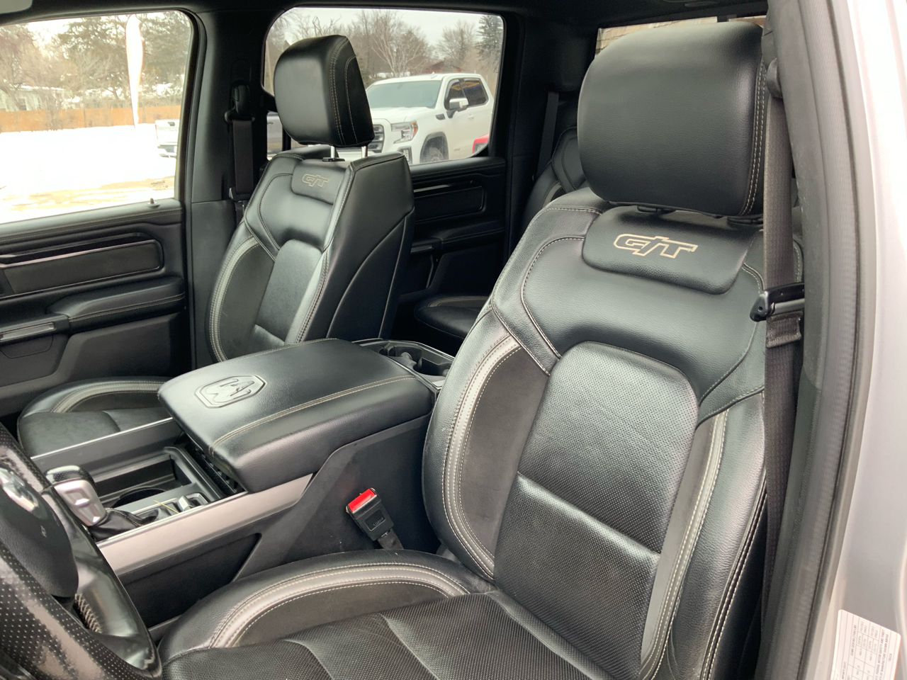 RAM 1500 Sport Crew Cab SB 4WD 2022