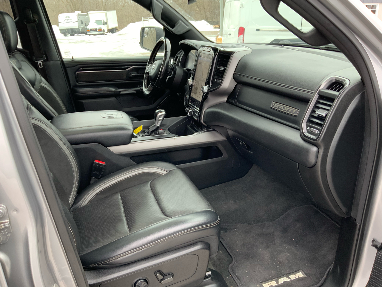 RAM 1500 Sport Crew Cab SB 4WD 2022