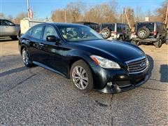 2012 Infiniti M56 