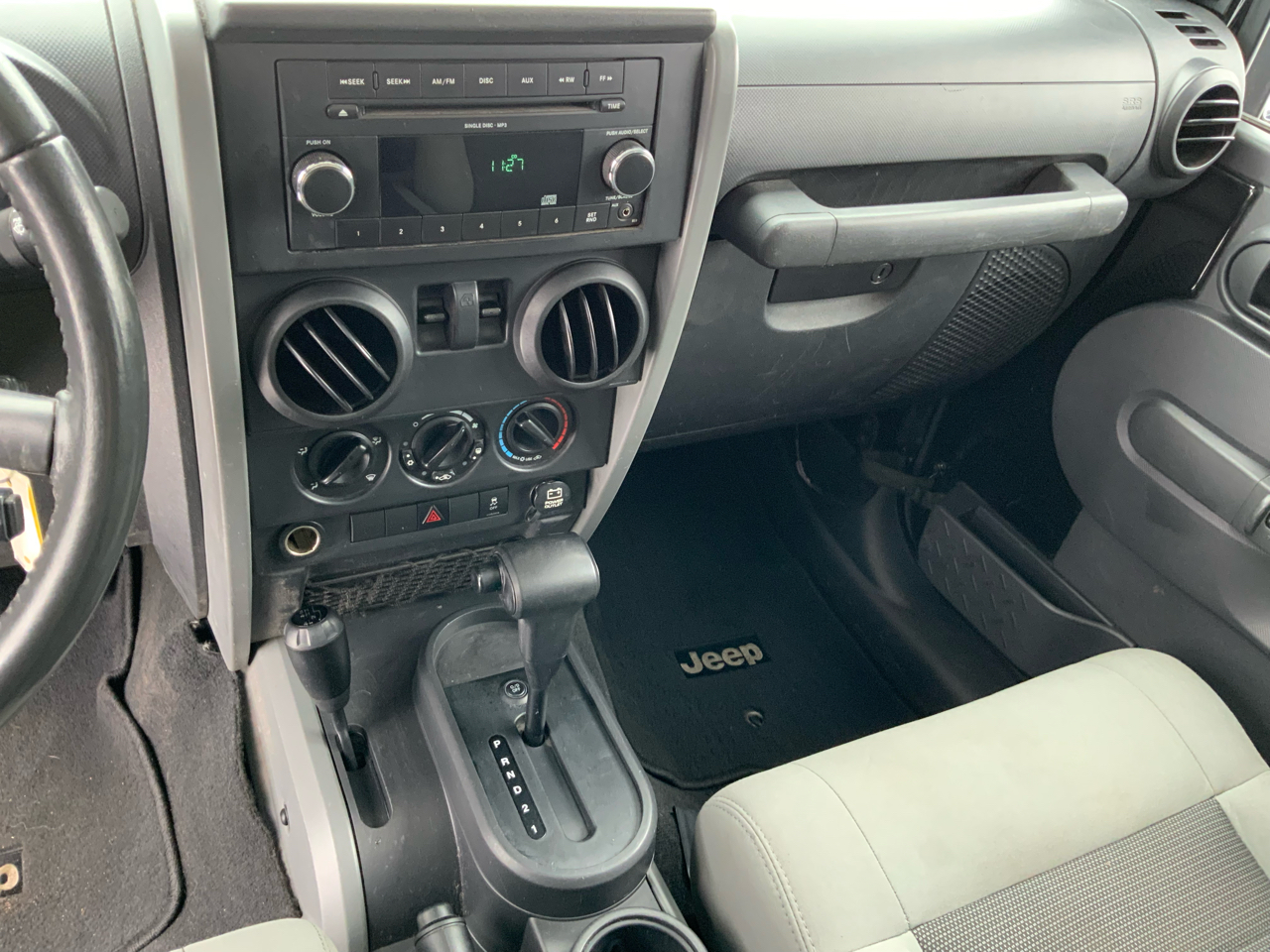 Jeep Wrangler Sport 4WD 2010