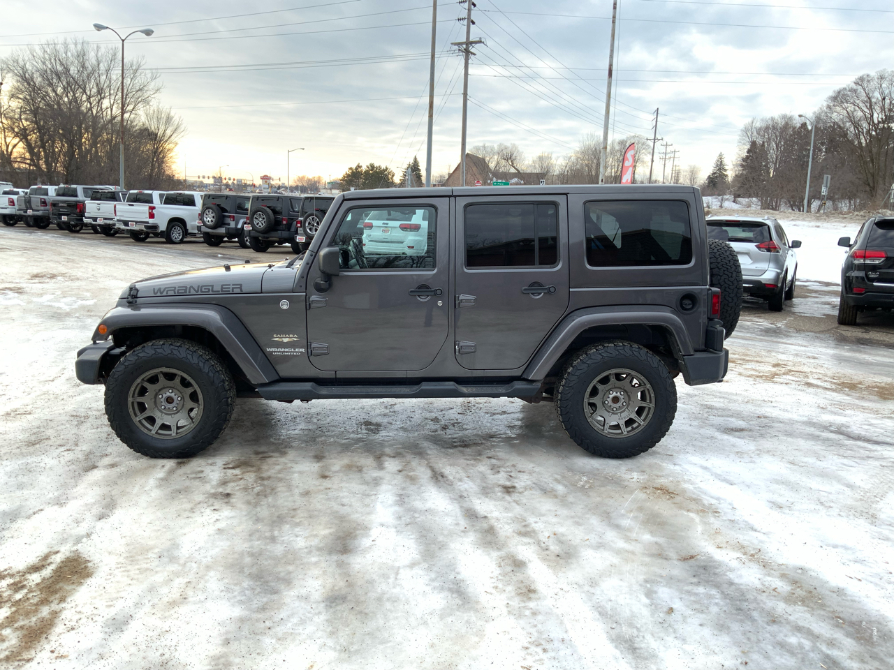 Jeep Wrangler Unlimited Sahara 4WD 2014