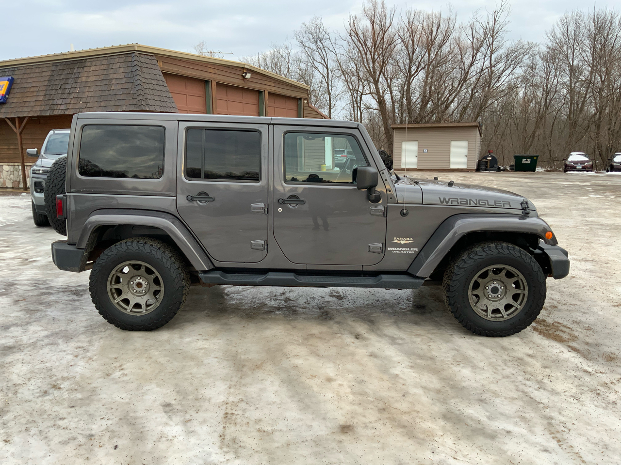 Jeep Wrangler Unlimited Sahara 4WD 2014