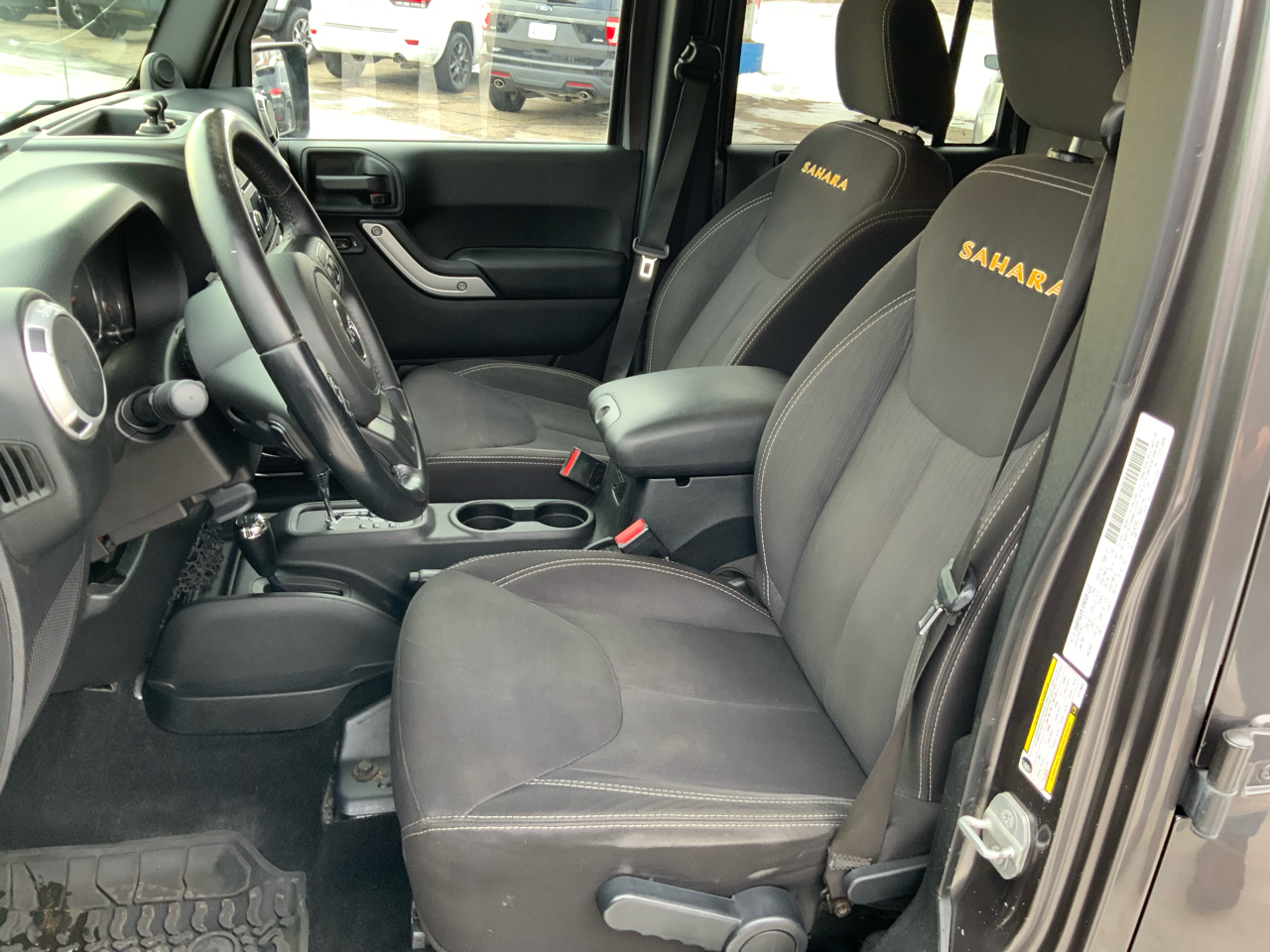 Jeep Wrangler Unlimited Sahara 4WD 2014