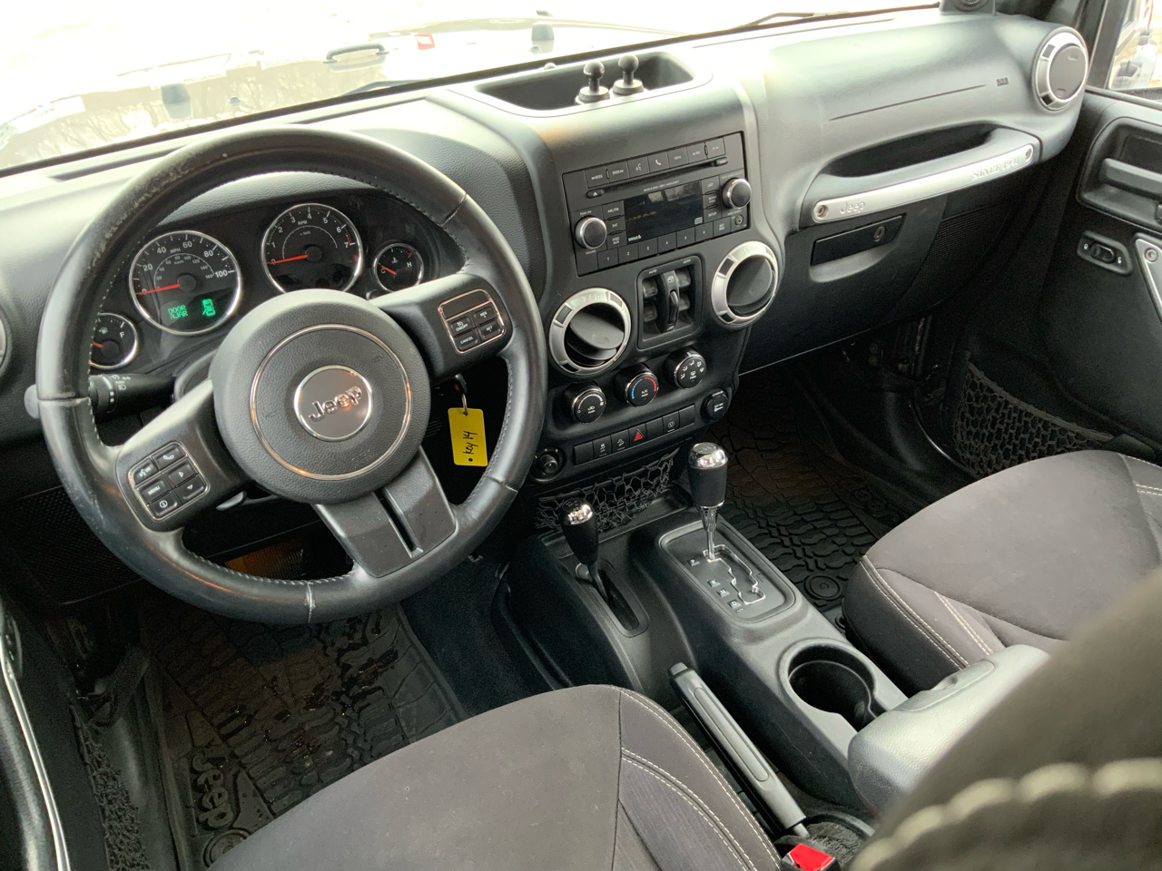 Jeep Wrangler Unlimited Sahara 4WD 2014