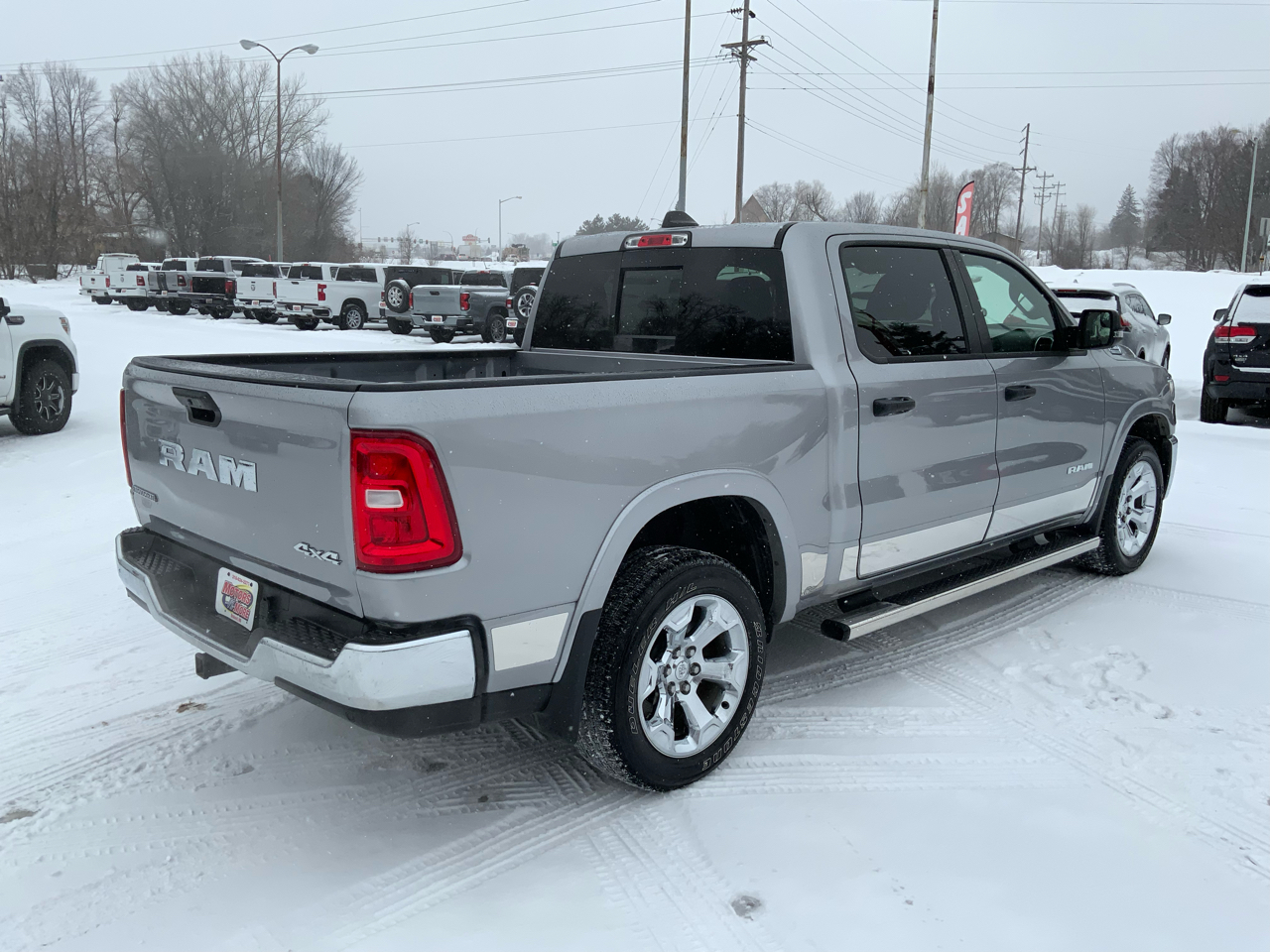 RAM 1500 Big Horn Crew Cab SWB 4WD 2025