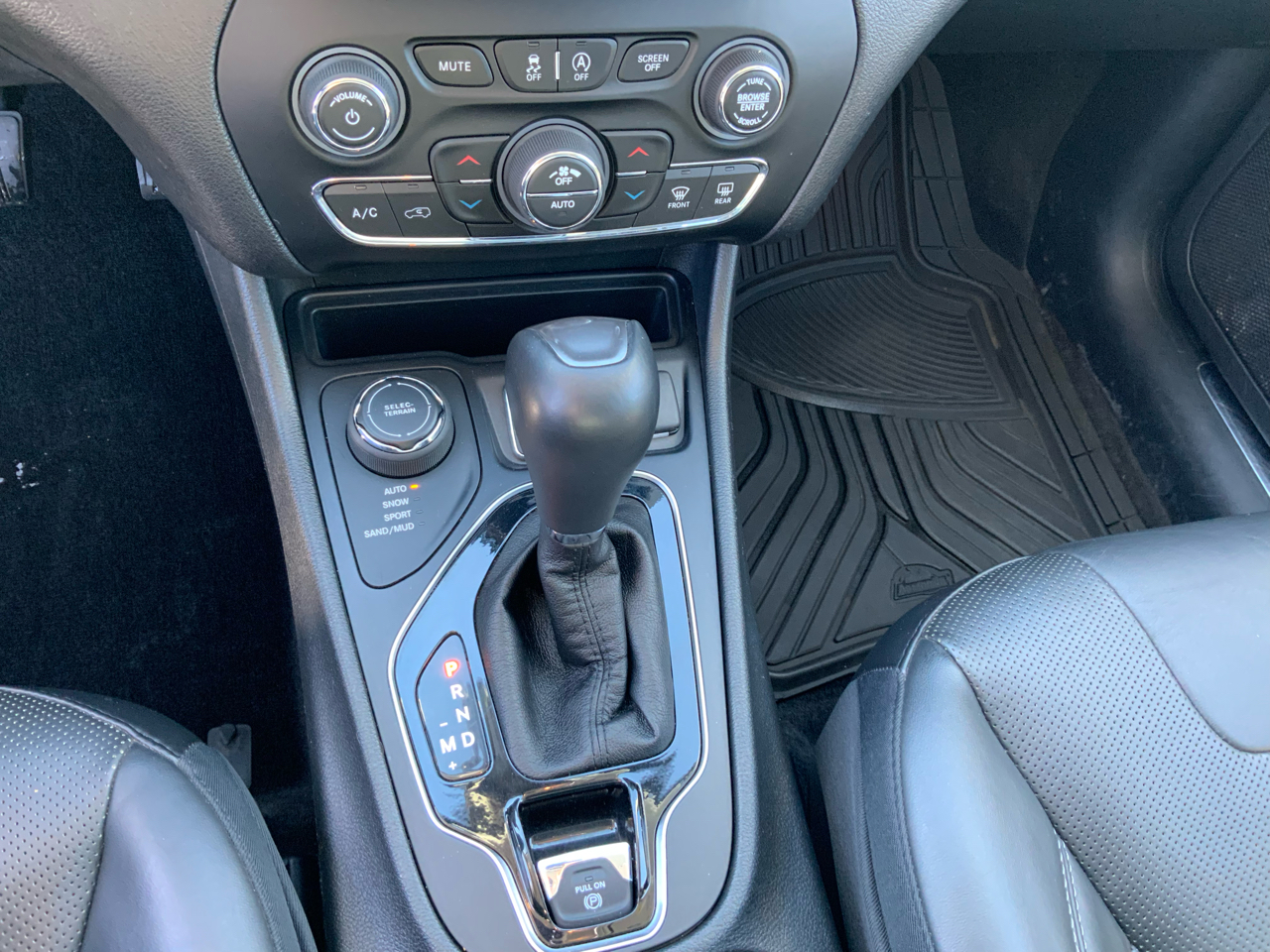 Jeep Cherokee Limited 4WD 2019